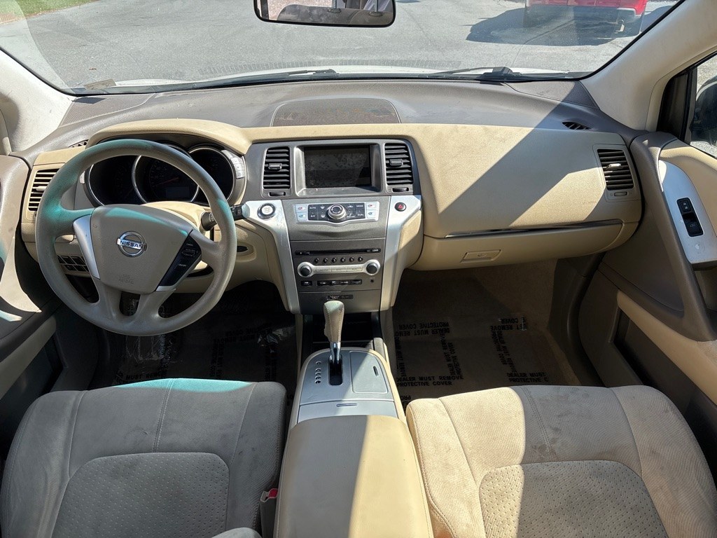 2012 WHITE NISSAN MURANO S (JN8AZ1MW8CW) with an 3.5L engine, Continuously Variable transmission, located at 2514 Williamson Rd NE, Roanoke, VA, 24012, (540) 265-7770, 37.294636, -79.936249 - NO CREDIT CHECK FINANCING WITH ONLY $1900 DOWN PAYMENT!!!! Check out our website www.needausedvehicle.com for our No Credit Check/ In House Financing options!! No Credit Check Available!!! In House Financing Available!!! All Clean Title Vehicles (no Salvaged or flooded vehicles ever on our lot)!- Photo#5
