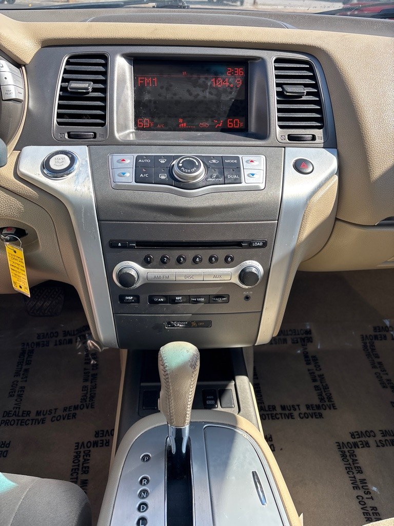 2012 WHITE NISSAN MURANO S (JN8AZ1MW8CW) with an 3.5L engine, Continuously Variable transmission, located at 2514 Williamson Rd NE, Roanoke, VA, 24012, (540) 265-7770, 37.294636, -79.936249 - NO CREDIT CHECK FINANCING WITH ONLY $1900 DOWN PAYMENT!!!! Check out our website www.needausedvehicle.com for our No Credit Check/ In House Financing options!! No Credit Check Available!!! In House Financing Available!!! All Clean Title Vehicles (no Salvaged or flooded vehicles ever on our lot)!- Photo#7