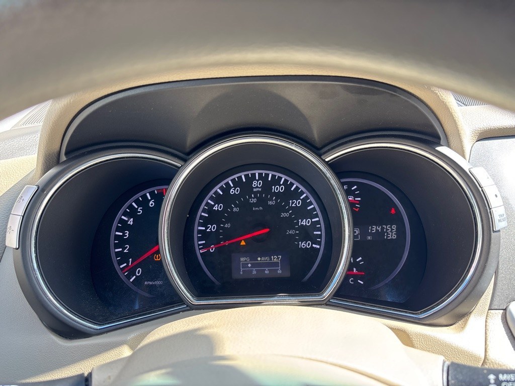 2012 WHITE NISSAN MURANO S (JN8AZ1MW8CW) with an 3.5L engine, Continuously Variable transmission, located at 2514 Williamson Rd NE, Roanoke, VA, 24012, (540) 265-7770, 37.294636, -79.936249 - NO CREDIT CHECK FINANCING WITH ONLY $1900 DOWN PAYMENT!!!! Check out our website www.needausedvehicle.com for our No Credit Check/ In House Financing options!! No Credit Check Available!!! In House Financing Available!!! All Clean Title Vehicles (no Salvaged or flooded vehicles ever on our lot)!- Photo#8