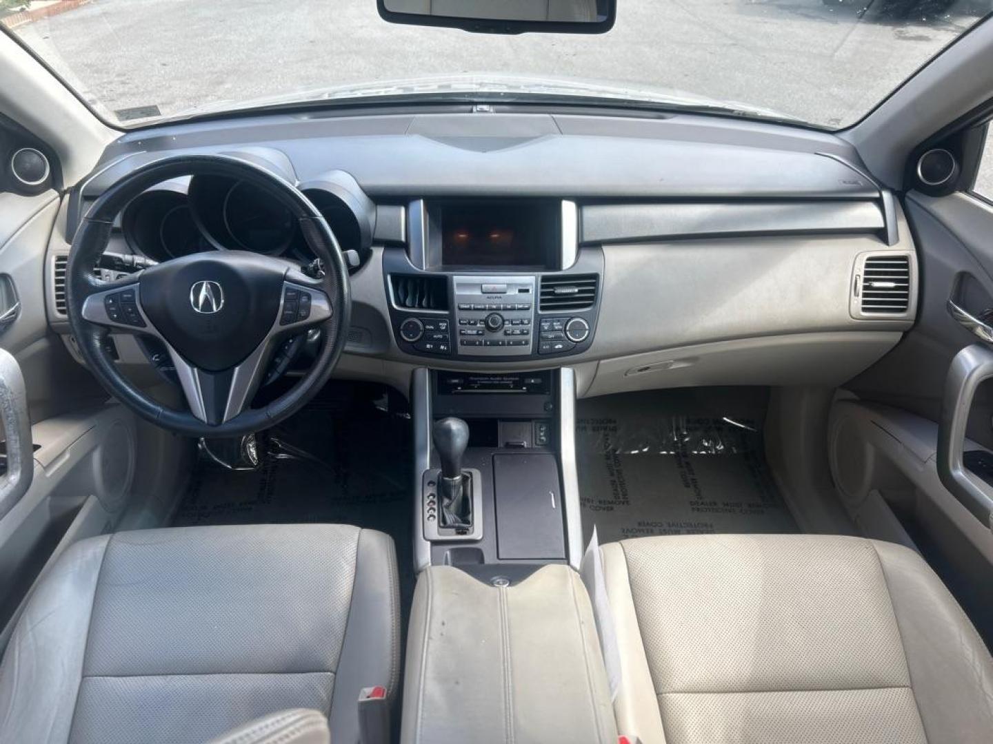 2011 GRAY ACURA RDX (5J8TB1H26BA) with an 2.3L engine, Automatic transmission, located at 2514 Williamson Rd NE, Roanoke, VA, 24012, (540) 265-7770, 37.294636, -79.936249 - NO CREDIT CHECK FINANCING WITH ONLY $2200 DOWN PAYMENT!!!! Check out our website www.needausedvehicle.com for our No Credit Check/ In House Financing options!! No Credit Check Available!!! In House Financing Available!!! All Clean Title Vehicles (no Salvaged or flooded vehicles ever on our lot)!- Photo#4
