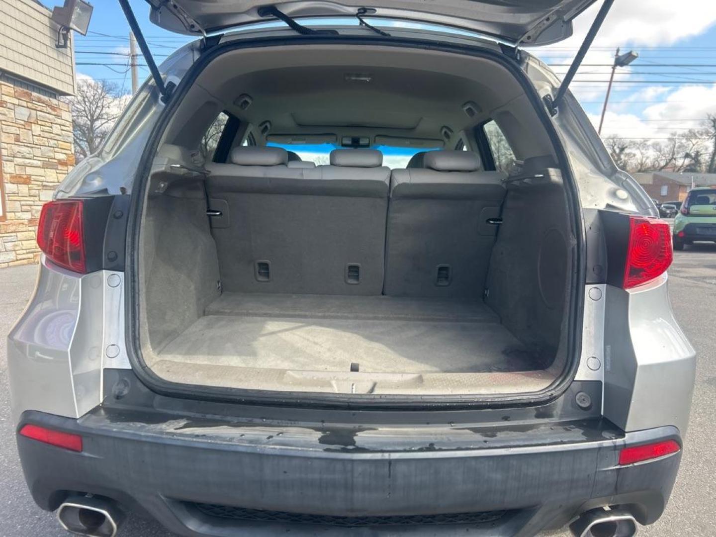 2011 GRAY ACURA RDX (5J8TB1H26BA) with an 2.3L engine, Automatic transmission, located at 2514 Williamson Rd NE, Roanoke, VA, 24012, (540) 265-7770, 37.294636, -79.936249 - NO CREDIT CHECK FINANCING WITH ONLY $2200 DOWN PAYMENT!!!! Check out our website www.needausedvehicle.com for our No Credit Check/ In House Financing options!! No Credit Check Available!!! In House Financing Available!!! All Clean Title Vehicles (no Salvaged or flooded vehicles ever on our lot)!- Photo#9