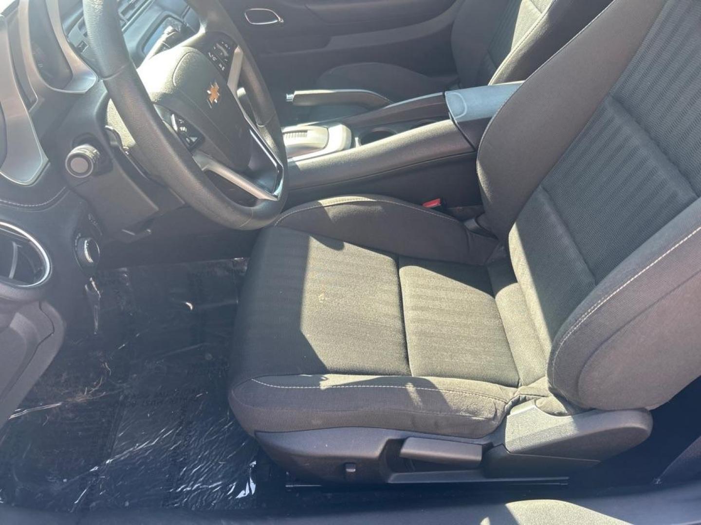 2015 BLUE CHEVROLET CAMARO LS (2G1FB1E35F9) with an 3.6L engine, Automatic transmission, located at 2514 Williamson Rd NE, Roanoke, VA, 24012, (540) 265-7770, 37.294636, -79.936249 - NO CREDIT CHECK FINANCING WITH ONLY $4200 DOWN PAYMENT!!!! Check out our website www.needausedvehicle.com for our No Credit Check/ In House Financing options!! No Credit Check Available!!! In House Financing Available!!! All Clean Title Vehicles (no Salvaged or flooded vehicles ever on our lot)! - Photo#5