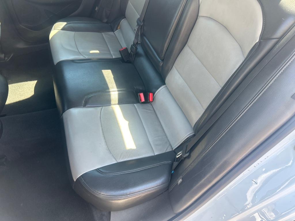 2016 WHITE CHEVROLET MALIBU LS (1G1ZB5STXGF) with an 1.5L engine, Automatic transmission, located at 2514 Williamson Rd NE, Roanoke, VA, 24012, (540) 265-7770, 37.294636, -79.936249 - NO CREDIT CHECK FINANCING WITH ONLY $ DOWN PAYMENT!!!! Check out our website www.needausedvehicle.com for our No Credit Check/ In House Financing options!! No Credit Check Available!!! In House Financing Available!!! All Clean Title Vehicles (no Salvaged or flooded vehicles ever on our lot)!!! - Photo#4