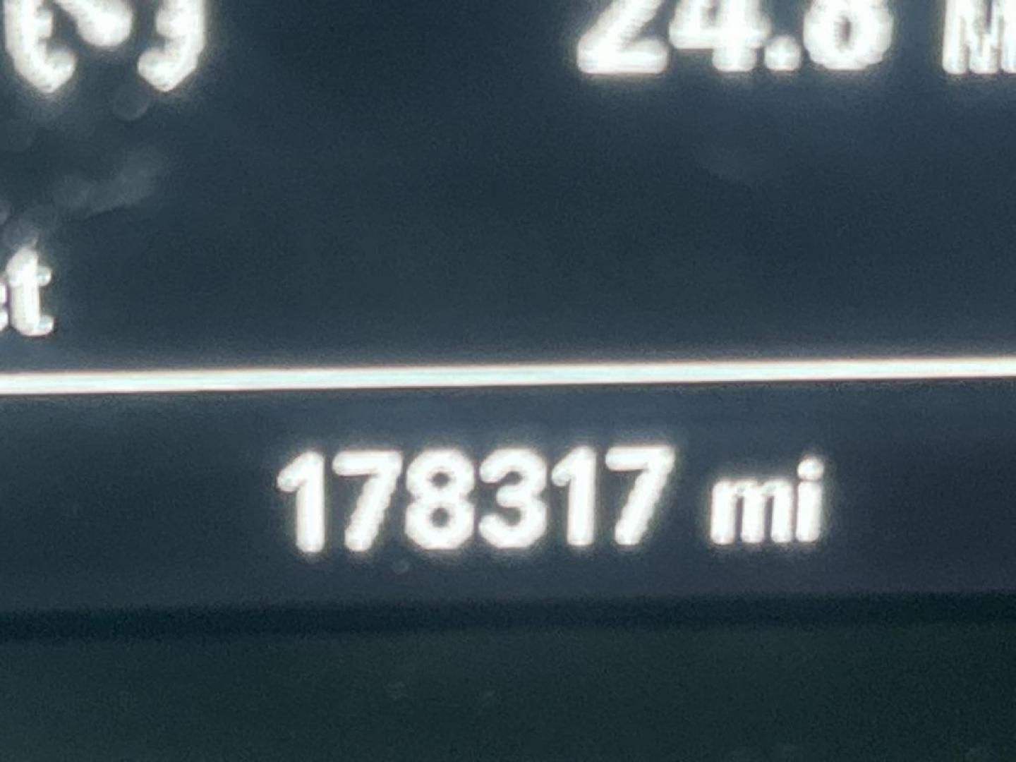 2016 WHITE CHEVROLET MALIBU LS (1G1ZB5STXGF) with an 1.5L engine, Automatic transmission, located at 2514 Williamson Rd NE, Roanoke, VA, 24012, (540) 265-7770, 37.294636, -79.936249 - NO CREDIT CHECK FINANCING WITH ONLY $2300 DOWN PAYMENT!!!! Check out our website www.needausedvehicle.com for our No Credit Check/ In House Financing options!! No Credit Check Available!!! In House Financing Available!!! All Clean Title Vehicles (no Salvaged or flooded vehicles ever on our lot)! - Photo#9