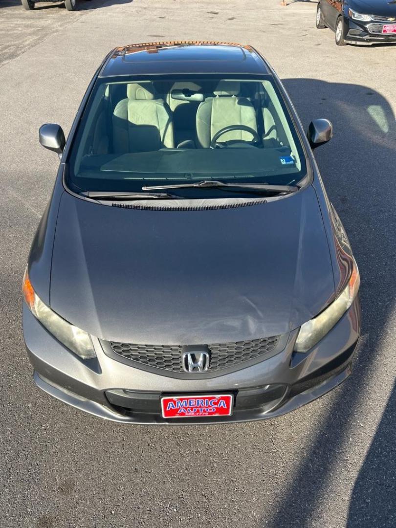 2012 SILVER HONDA CIVIC EX (2HGFG3B85CH) with an 1.8L engine, Automatic transmission, located at 2514 Williamson Rd NE, Roanoke, VA, 24012, (540) 265-7770, 37.294636, -79.936249 - NO CREDIT CHECK FINANCING WITH ONLY $2600 DOWN PAYMENT!!!! Check out our website www.needausedvehicle.com for our No Credit Check/ In House Financing options!! No Credit Check Available!!! In House Financing Available!!! All Clean Title Vehicles (no Salvaged or flooded vehicles ever on our lot)! - Photo#6
