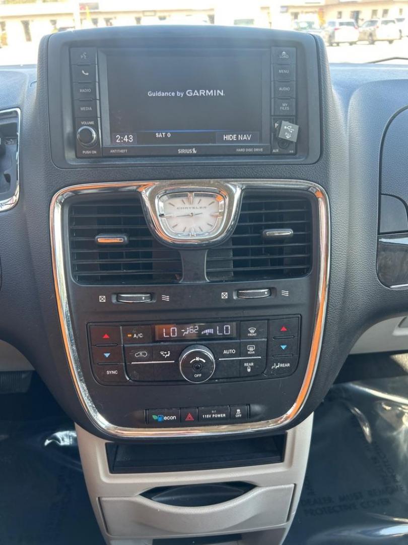 2013 BLUE CHRYSLER TOWN and COUNTRY TOURING (2C4RC1BG1DR) with an 3.6L engine, Automatic transmission, located at 2514 Williamson Rd NE, Roanoke, VA, 24012, (540) 265-7770, 37.294636, -79.936249 - NO CREDIT CHECK FINANCING WITH ONLY $2800 DOWN PAYMENT!!!! Check out our website www.needausedvehicle.com for our No Credit Check/ In House Financing options!! No Credit Check Available!!! In House Financing Available!!! All Clean Title Vehicles (no Salvaged or flooded vehicles ever on our lot)! - Photo#9