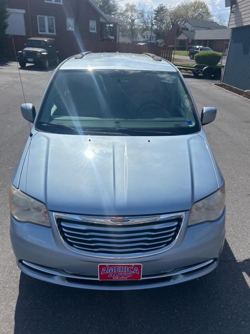 2013 BLUE CHRYSLER TOWN and COUNTRY TOURING (2C4RC1BG1DR) with an 3.6L engine, Automatic transmission, located at 2514 Williamson Rd NE, Roanoke, VA, 24012, (540) 265-7770, 37.294636, -79.936249 - NO CREDIT CHECK FINANCING WITH ONLY $2800 DOWN PAYMENT!!!! Check out our website www.needausedvehicle.com for our No Credit Check/ In House Financing options!! No Credit Check Available!!! In House Financing Available!!! All Clean Title Vehicles (no Salvaged or flooded vehicles ever on our lot)! - Photo#10