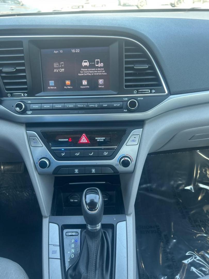 2017 BLUE HYUNDAI ELANTRA SE (KMHD84LF5HU) with an 2.0L engine, Automatic transmission, located at 2514 Williamson Rd NE, Roanoke, VA, 24012, (540) 265-7770, 37.294636, -79.936249 - NO CREDIT CHECK FINANCING WITH ONLY $2300 DOWN PAYMENT!!!! Check out our website www.needausedvehicle.com for our No Credit Check/ In House Financing options!! No Credit Check Available!!! In House Financing Available!!! All Clean Title Vehicles (no Salvaged or flooded vehicles ever on our lot)! - Photo#7