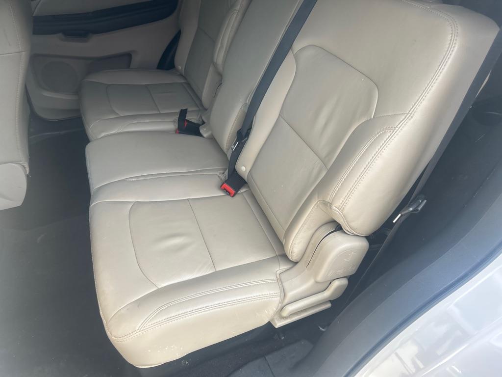2018 WHITE FORD EXPLORER XLT (1FM5K8D83JG) with an 3.5L engine, Automatic transmission, located at 2514 Williamson Rd NE, Roanoke, VA, 24012, (540) 265-7770, 37.294636, -79.936249 - NO CREDIT CHECK FINANCING WITH ONLY $4300 DOWN PAYMENT!!!! Check out our website www.needausedvehicle.com for our No Credit Check/ In House Financing options!! No Credit Check Available!!! In House Financing Available!!! All Clean Title Vehicles (no Salvaged or flooded vehicles ever on our lot)! - Photo#7