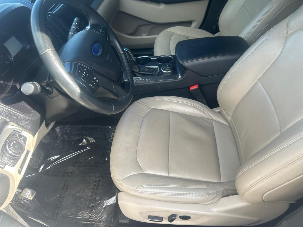 2018 WHITE FORD EXPLORER XLT (1FM5K8D83JG) with an 3.5L engine, Automatic transmission, located at 2514 Williamson Rd NE, Roanoke, VA, 24012, (540) 265-7770, 37.294636, -79.936249 - NO CREDIT CHECK FINANCING WITH ONLY $4300 DOWN PAYMENT!!!! Check out our website www.needausedvehicle.com for our No Credit Check/ In House Financing options!! No Credit Check Available!!! In House Financing Available!!! All Clean Title Vehicles (no Salvaged or flooded vehicles ever on our lot)! - Photo#9