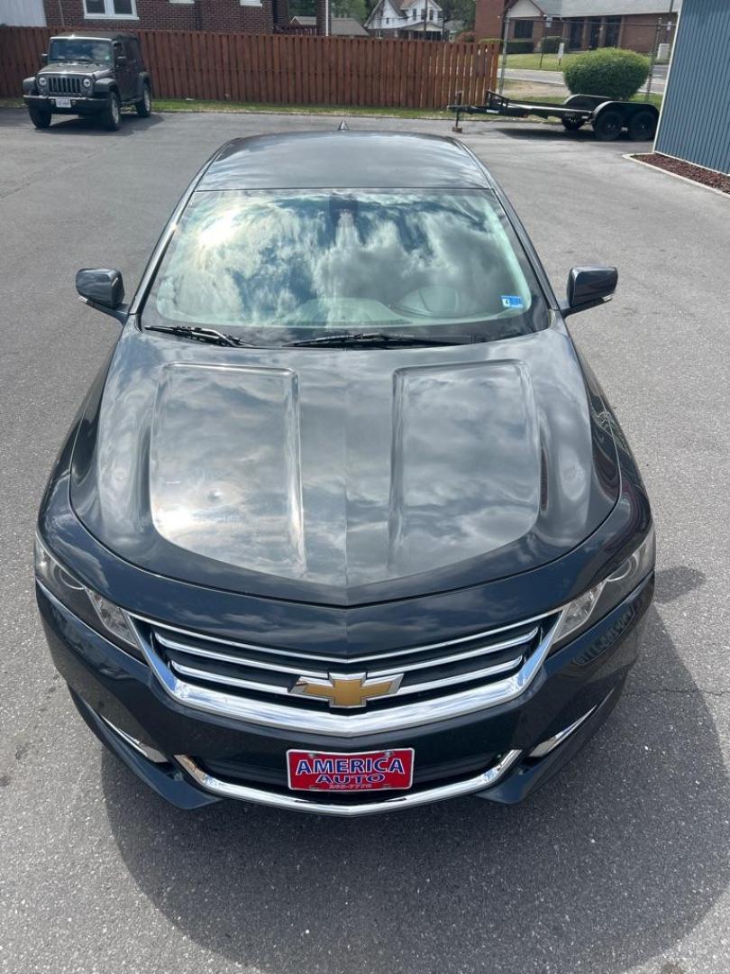2015 GRAY CHEVROLET IMPALA LT (1G1115SL4FU) with an 2.5L engine, Automatic transmission, located at 2514 Williamson Rd NE, Roanoke, VA, 24012, (540) 265-7770, 37.294636, -79.936249 - NO CREDIT CHECK FINANCING WITH ONLY $2400 DOWN PAYMENT!!!! Check out our website www.needausedvehicle.com for our No Credit Check/ In House Financing options!! No Credit Check Available!!! In House Financing Available!!! All Clean Title Vehicles (no Salvaged or flooded vehicles ever on our lot)! - Photo#3