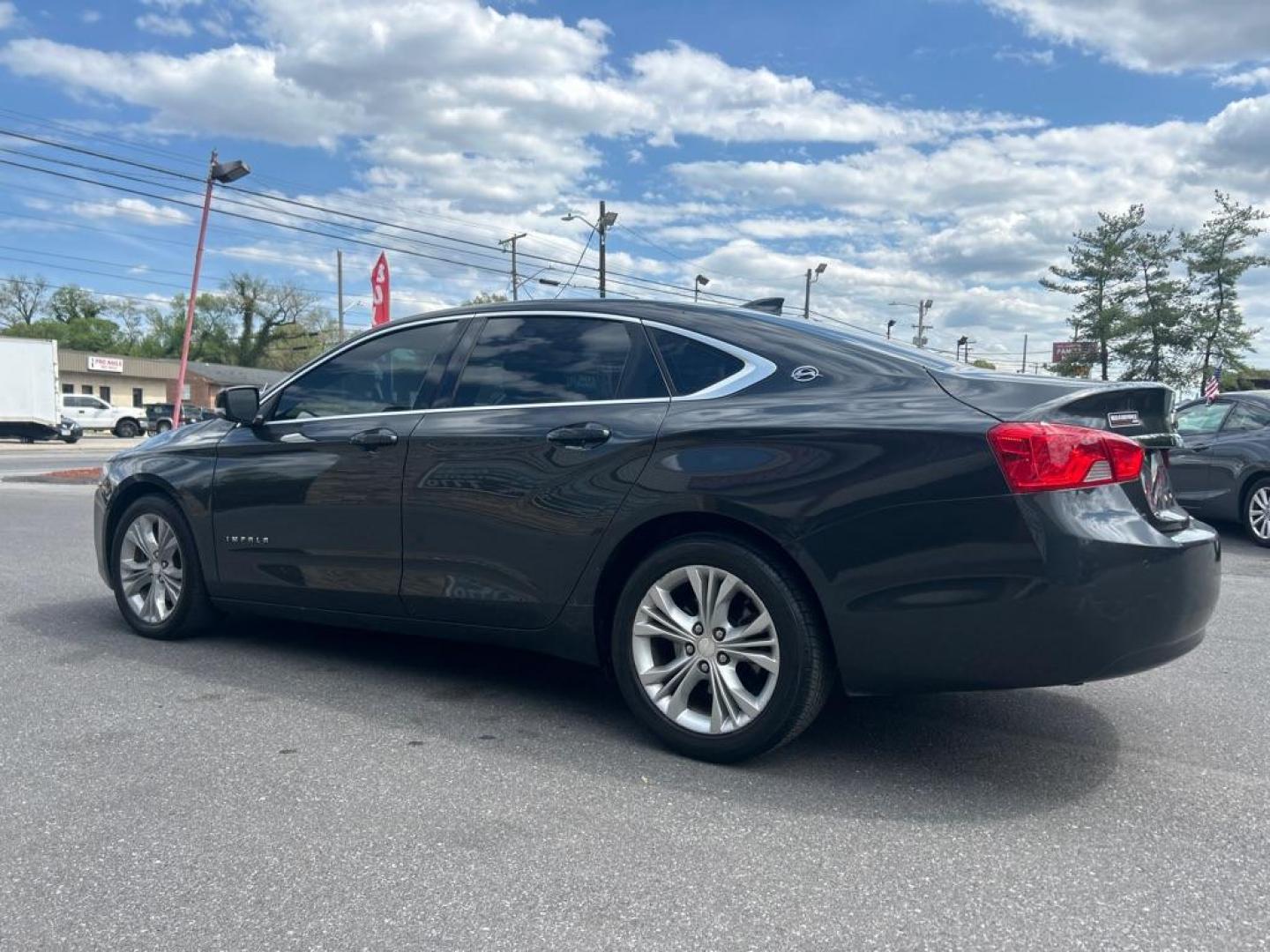 2015 GRAY CHEVROLET IMPALA LT (1G1115SL4FU) with an 2.5L engine, Automatic transmission, located at 2514 Williamson Rd NE, Roanoke, VA, 24012, (540) 265-7770, 37.294636, -79.936249 - NO CREDIT CHECK FINANCING WITH ONLY $2400 DOWN PAYMENT!!!! Check out our website www.needausedvehicle.com for our No Credit Check/ In House Financing options!! No Credit Check Available!!! In House Financing Available!!! All Clean Title Vehicles (no Salvaged or flooded vehicles ever on our lot)! - Photo#5