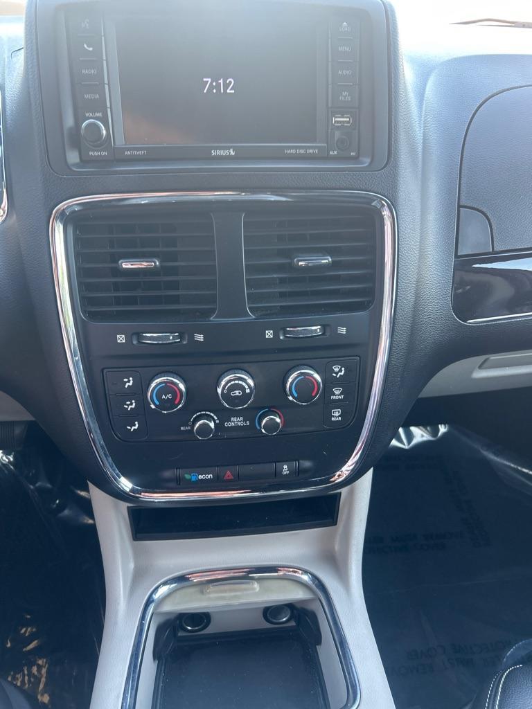 2019 RED DODGE GRAND CARAVAN SXT (2C4RDGCG8KR) with an 3.6L engine, Automatic transmission, located at 2514 Williamson Rd NE, Roanoke, VA, 24012, (540) 265-7770, 37.294636, -79.936249 - NO CREDIT CHECK FINANCING WITH ONLY $3200 DOWN PAYMENT!!!! Check out our website www.needausedvehicle.com for our No Credit Check/ In House Financing options!! No Credit Check Available!!! In House Financing Available!!! All Clean Title Vehicles (no Salvaged or flooded vehicles ever on our lot)! - Photo#7