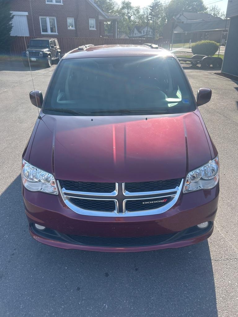 2019 RED DODGE GRAND CARAVAN SXT (2C4RDGCG8KR) with an 3.6L engine, Automatic transmission, located at 2514 Williamson Rd NE, Roanoke, VA, 24012, (540) 265-7770, 37.294636, -79.936249 - NO CREDIT CHECK FINANCING WITH ONLY $3200 DOWN PAYMENT!!!! Check out our website www.needausedvehicle.com for our No Credit Check/ In House Financing options!! No Credit Check Available!!! In House Financing Available!!! All Clean Title Vehicles (no Salvaged or flooded vehicles ever on our lot)! - Photo#10
