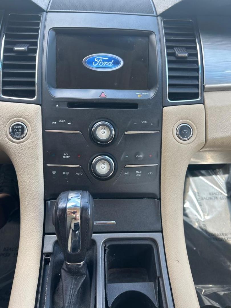 2018 SILVER FORD TAURUS SEL (1FAHP2E8XJG) with an 3.5L engine, Automatic transmission, located at 2514 Williamson Rd NE, Roanoke, VA, 24012, (540) 265-7770, 37.294636, -79.936249 - NO CREDIT CHECK FINANCING WITH ONLY $3800 DOWN PAYMENT!!!! Check out our website www.needausedvehicle.com for our No Credit Check/ In House Financing options!! No Credit Check Available!!! In House Financing Available!!! All Clean Title Vehicles (no Salvaged or flooded vehicles ever on our lot)! - Photo#5