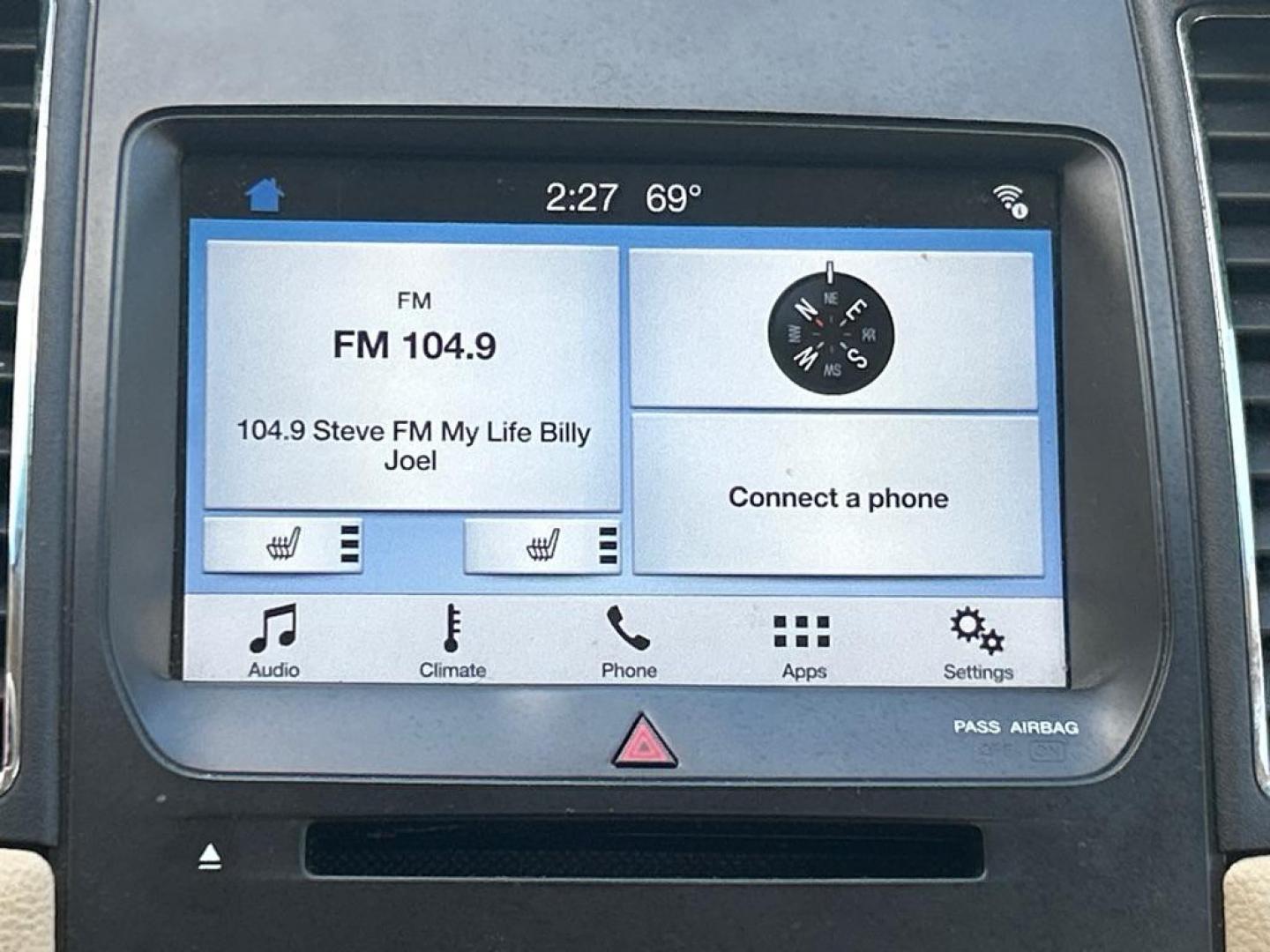2018 SILVER FORD TAURUS SEL (1FAHP2E8XJG) with an 3.5L engine, Automatic transmission, located at 2514 Williamson Rd NE, Roanoke, VA, 24012, (540) 265-7770, 37.294636, -79.936249 - NO CREDIT CHECK FINANCING WITH ONLY $3800 DOWN PAYMENT!!!! Check out our website www.needausedvehicle.com for our No Credit Check/ In House Financing options!! No Credit Check Available!!! In House Financing Available!!! All Clean Title Vehicles (no Salvaged or flooded vehicles ever on our lot)! - Photo#8