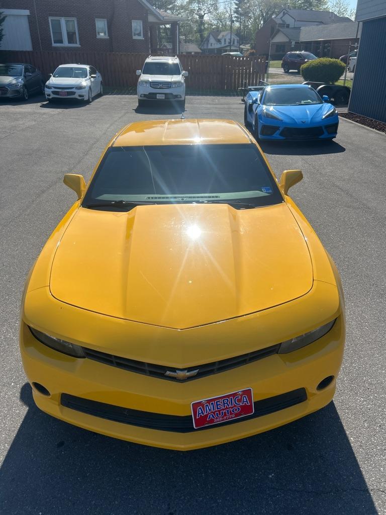 2014 YELLOW CHEVROLET CAMARO LS (2G1FA1E36E9) with an 3.6L engine, Automatic transmission, located at 2514 Williamson Rd NE, Roanoke, VA, 24012, (540) 265-7770, 37.294636, -79.936249 - NO CREDIT CHECK FINANCING WITH ONLY $4000 DOWN PAYMENT!!!! Check out our website www.needausedvehicle.com for our No Credit Check/ In House Financing options!! No Credit Check Available!!! In House Financing Available!!! All Clean Title Vehicles (no Salvaged or flooded vehicles ever on our lot)! - Photo#2