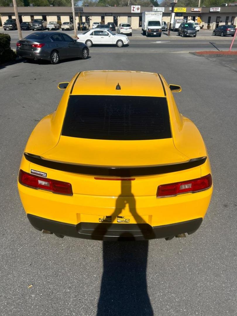 2014 YELLOW CHEVROLET CAMARO LS (2G1FA1E36E9) with an 3.6L engine, Automatic transmission, located at 2514 Williamson Rd NE, Roanoke, VA, 24012, (540) 265-7770, 37.294636, -79.936249 - NO CREDIT CHECK FINANCING WITH ONLY $3800 DOWN PAYMENT!!!! Check out our website www.needausedvehicle.com for our No Credit Check/ In House Financing options!! No Credit Check Available!!! In House Financing Available!!! All Clean Title Vehicles (no Salvaged or flooded vehicles ever on our lot)!- Photo#6