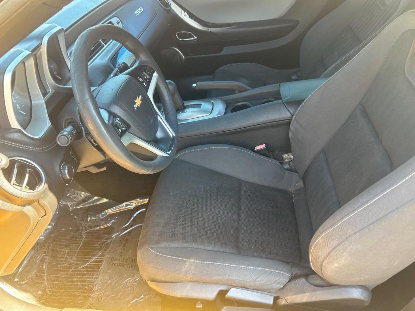 2014 YELLOW CHEVROLET CAMARO LS (2G1FA1E36E9) with an 3.6L engine, Automatic transmission, located at 2514 Williamson Rd NE, Roanoke, VA, 24012, (540) 265-7770, 37.294636, -79.936249 - NO CREDIT CHECK FINANCING WITH ONLY $3800 DOWN PAYMENT!!!! Check out our website www.needausedvehicle.com for our No Credit Check/ In House Financing options!! No Credit Check Available!!! In House Financing Available!!! All Clean Title Vehicles (no Salvaged or flooded vehicles ever on our lot)!- Photo#10