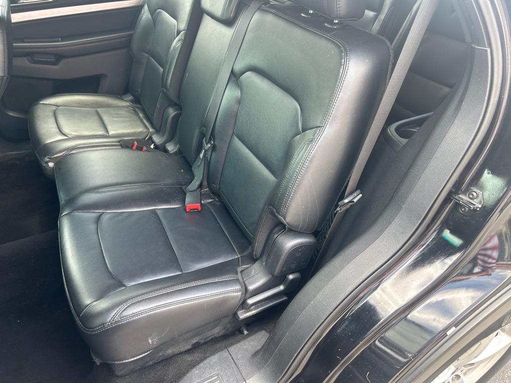 2017 BLACK FORD EXPLORER XLT (1FM5K8D81HG) with an 3.5L engine, Automatic transmission, located at 2514 Williamson Rd NE, Roanoke, VA, 24012, (540) 265-7770, 37.294636, -79.936249 - NO CREDIT CHECK FINANCING WITH ONLY $4000 DOWN PAYMENT!!!! Check out our website www.needausedvehicle.com for our No Credit Check/ In House Financing options!! No Credit Check Available!!! In House Financing Available!!! All Clean Title Vehicles (no Salvaged or flooded vehicles ever on our lot)! - Photo#6