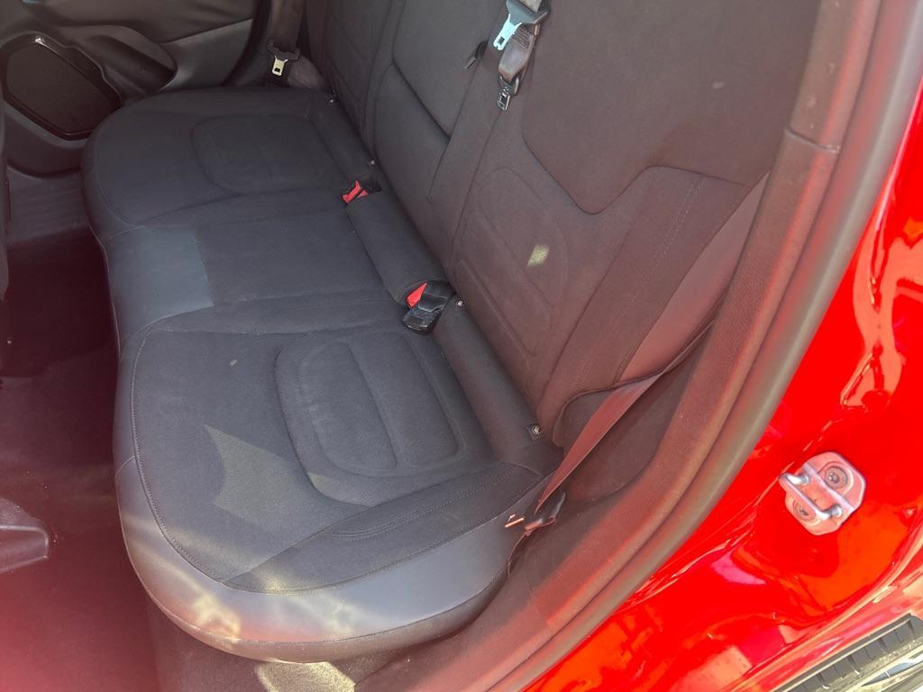 2017 RED JEEP RENEGADE LATITUDE (ZACCJABB6HP) with an 2.4L engine, Automatic transmission, located at 2514 Williamson Rd NE, Roanoke, VA, 24012, (540) 265-7770, 37.294636, -79.936249 - NO CREDIT CHECK FINANCING WITH ONLY $2800 DOWN PAYMENT!!!! Check out our website www.needausedvehicle.com for our No Credit Check/ In House Financing options!! No Credit Check Available!!! In House Financing Available!!! All Clean Title Vehicles (no Salvaged or flooded vehicles ever on our lot)! - Photo#4