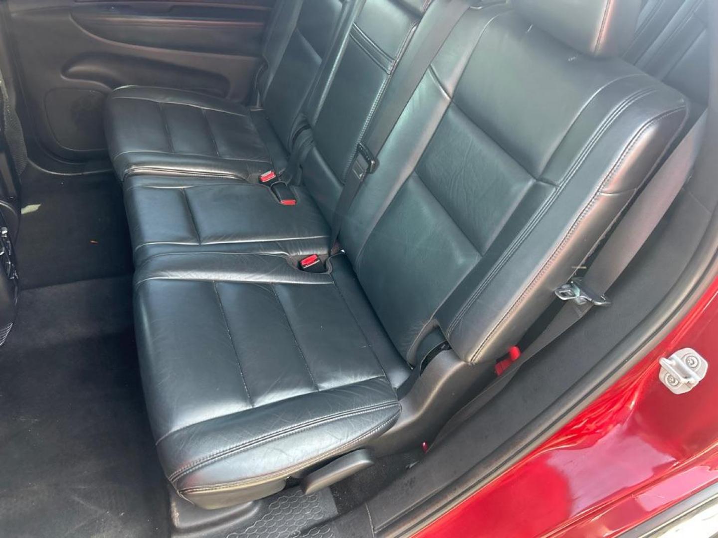 2013 BURGUN DODGE DURANGO CREW (1C4RDJDG4DC) with an 3.6L engine, Automatic transmission, located at 2514 Williamson Rd NE, Roanoke, VA, 24012, (540) 265-7770, 37.294636, -79.936249 - NO CREDIT CHECK FINANCING WITH ONLY $2800 DOWN PAYMENT!!!! Check out our website www.needausedvehicle.com for our No Credit Check/ In House Financing options!! No Credit Check Available!!! In House Financing Available!!! All Clean Title Vehicles (no Salvaged or flooded vehicles ever on our lot)! - Photo#6