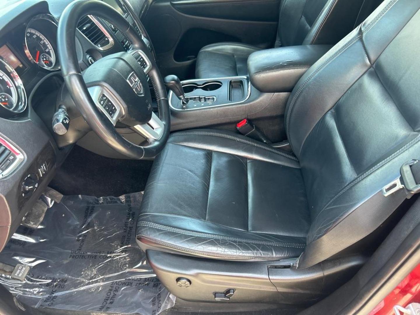 2013 BURGUN DODGE DURANGO CREW (1C4RDJDG4DC) with an 3.6L engine, Automatic transmission, located at 2514 Williamson Rd NE, Roanoke, VA, 24012, (540) 265-7770, 37.294636, -79.936249 - NO CREDIT CHECK FINANCING WITH ONLY $2800 DOWN PAYMENT!!!! Check out our website www.needausedvehicle.com for our No Credit Check/ In House Financing options!! No Credit Check Available!!! In House Financing Available!!! All Clean Title Vehicles (no Salvaged or flooded vehicles ever on our lot)! - Photo#8