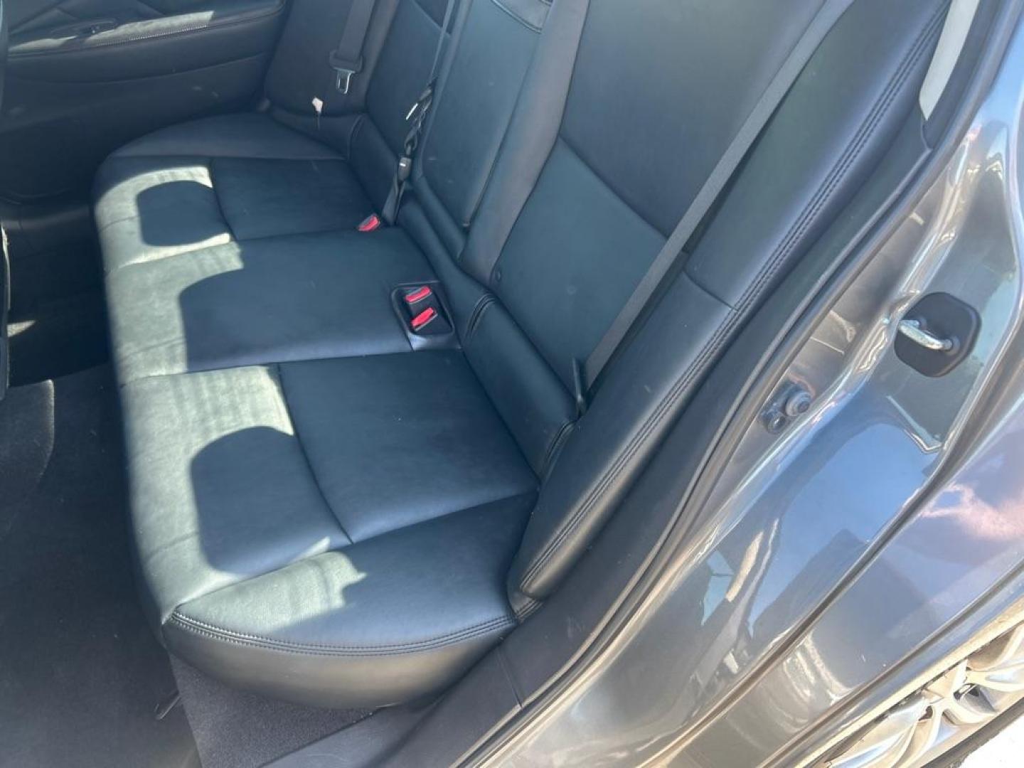 2015 GRAY INFINITI Q50 BASE (JN1BV7AR7FM) with an 3.7L engine, Automatic transmission, located at 2514 Williamson Rd NE, Roanoke, VA, 24012, (540) 265-7770, 37.294636, -79.936249 - NO CREDIT CHECK FINANCING WITH ONLY $4000 DOWN PAYMENT!!!! Check out our website www.needausedvehicle.com for our No Credit Check/ In House Financing options!! No Credit Check Available!!! In House Financing Available!!! All Clean Title Vehicles (no Salvaged or flooded vehicles ever on our lot)! - Photo#4