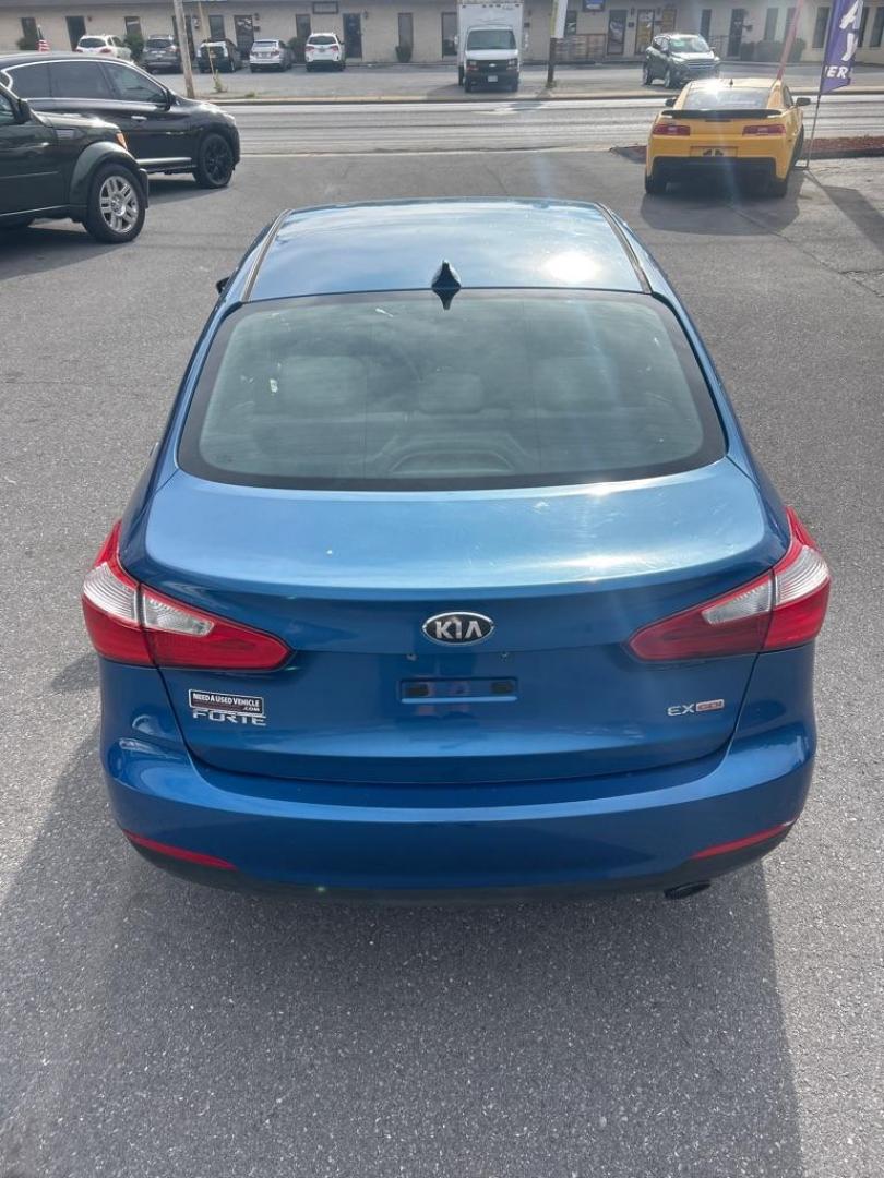 2014 BLUE KIA FORTE EX (KNAFX4A89E5) with an 2.0L engine, Automatic transmission, located at 2514 Williamson Rd NE, Roanoke, VA, 24012, (540) 265-7770, 37.294636, -79.936249 - NO CREDIT CHECK FINANCING WITH ONLY $1900 DOWN PAYMENT!!!! Check out our website www.needausedvehicle.com for our No Credit Check/ In House Financing options!! No Credit Check Available!!! In House Financing Available!!! All Clean Title Vehicles (no Salvaged or flooded vehicles ever on our lot)!- Photo#11