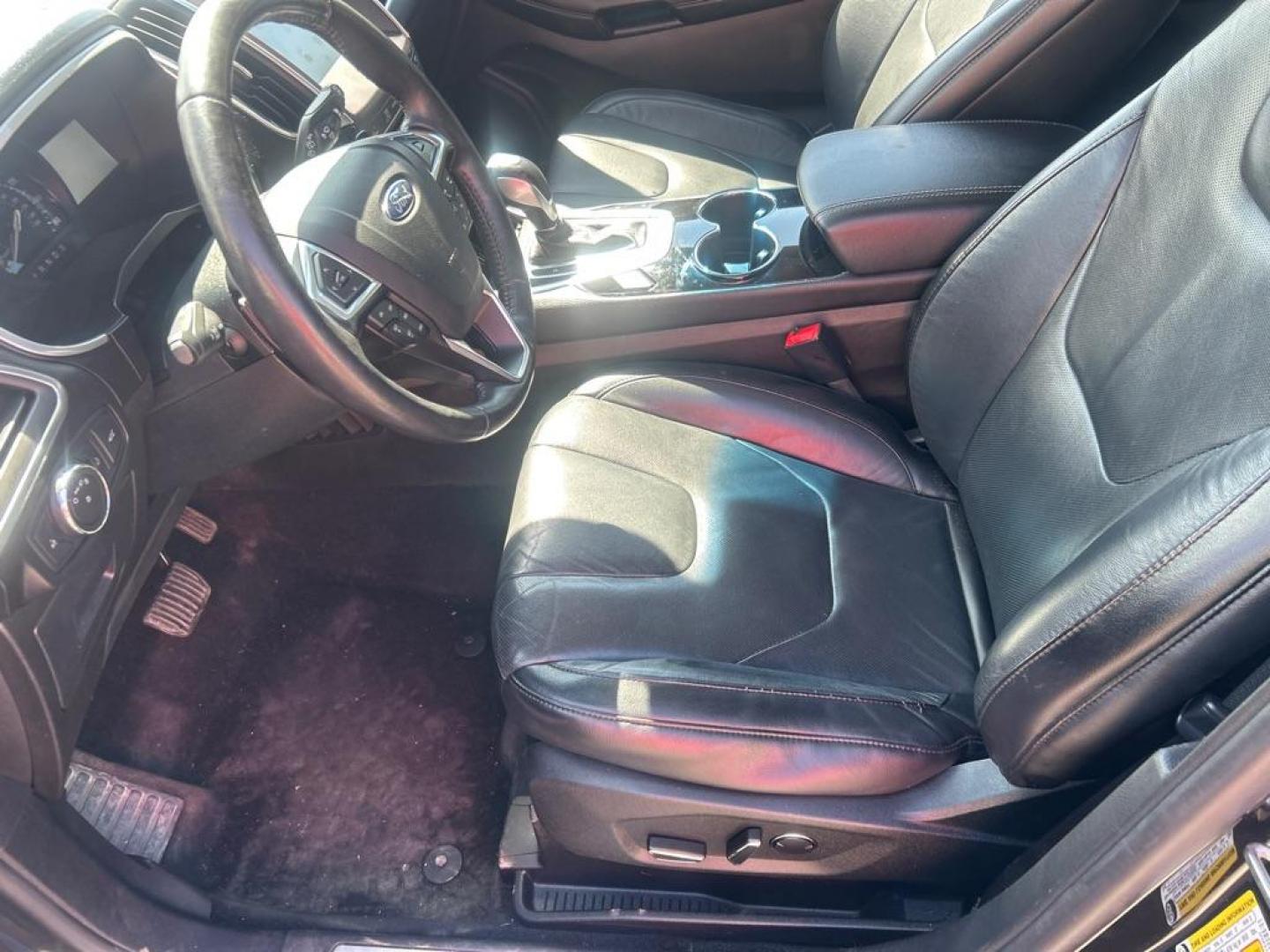 2015 BLACK FORD EDGE TITANIUM (2FMPK4K96FB) with an 2.0L engine, Automatic transmission, located at 2514 Williamson Rd NE, Roanoke, VA, 24012, (540) 265-7770, 37.294636, -79.936249 - NO CREDIT CHECK FINANCING WITH ONLY $3800 DOWN PAYMENT!!!! Check out our website www.needausedvehicle.com for our No Credit Check/ In House Financing options!! No Credit Check Available!!! In House Financing Available!!! All Clean Title Vehicles (no Salvaged or flooded vehicles ever on our lot)! - Photo#6