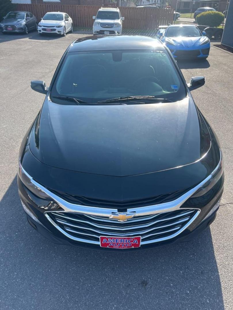 2019 BLACK CHEVROLET MALIBU LT (1G1ZD5ST0KF) with an 1.5L engine, Continuously Variable transmission, located at 2514 Williamson Rd NE, Roanoke, VA, 24012, (540) 265-7770, 37.294636, -79.936249 - NO CREDIT CHECK FINANCING WITH ONLY $3700 DOWN PAYMENT!!!! Check out our website www.needausedvehicle.com for our No Credit Check/ In House Financing options!! No Credit Check Available!!! In House Financing Available!!! All Clean Title Vehicles (no Salvaged or flooded vehicles ever on our lot)! - Photo#1