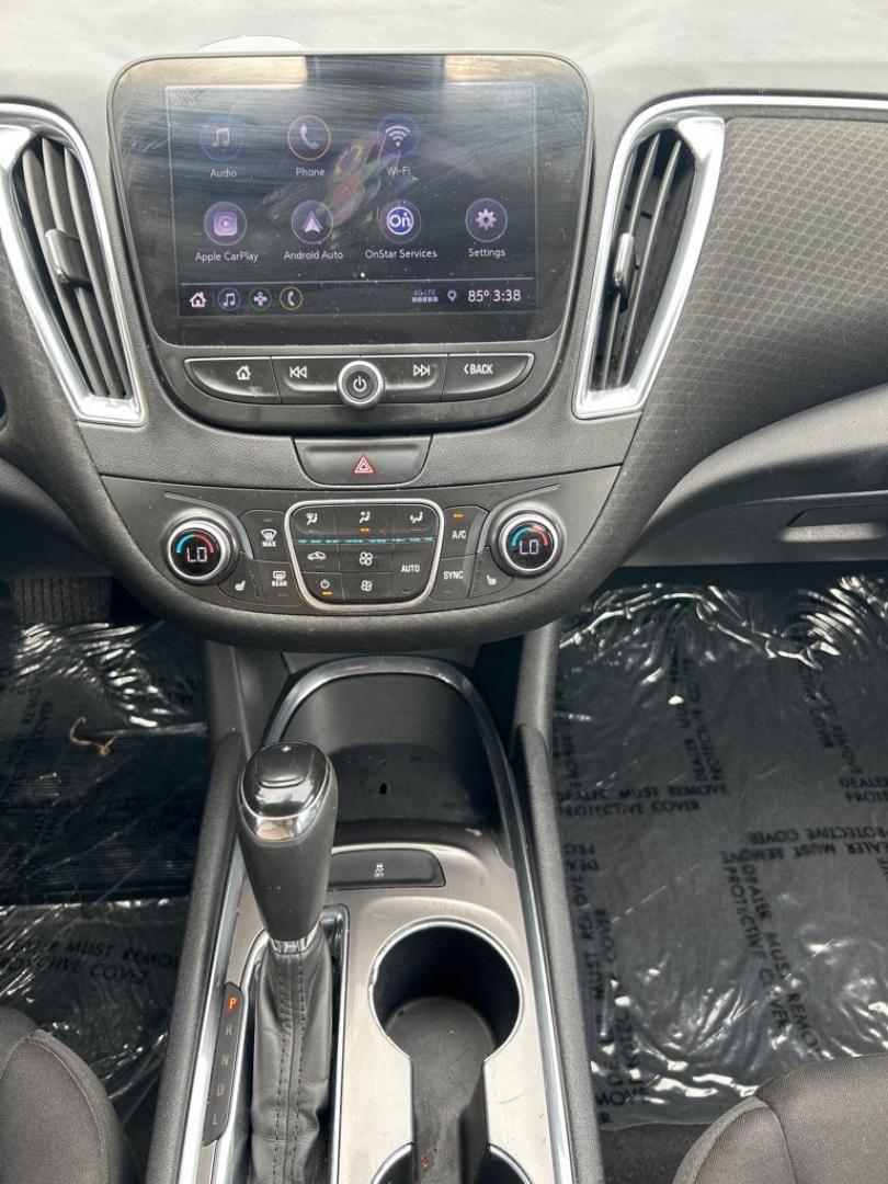 2019 BLACK CHEVROLET MALIBU LT (1G1ZD5ST0KF) with an 1.5L engine, Continuously Variable transmission, located at 2514 Williamson Rd NE, Roanoke, VA, 24012, (540) 265-7770, 37.294636, -79.936249 - NO CREDIT CHECK FINANCING WITH ONLY $3700 DOWN PAYMENT!!!! Check out our website www.needausedvehicle.com for our No Credit Check/ In House Financing options!! No Credit Check Available!!! In House Financing Available!!! All Clean Title Vehicles (no Salvaged or flooded vehicles ever on our lot)!- Photo#5