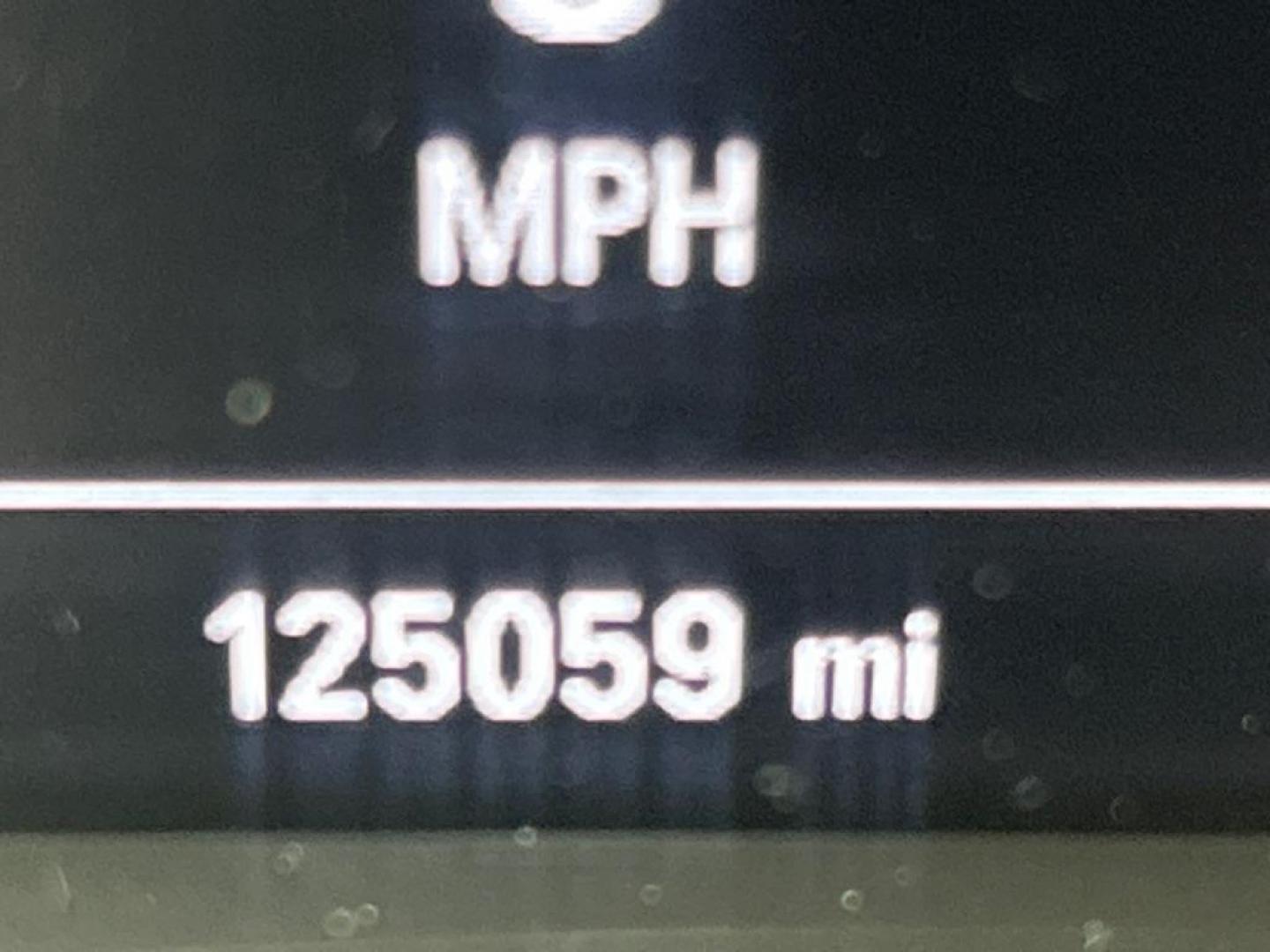 2019 BLACK CHEVROLET MALIBU LT (1G1ZD5ST0KF) with an 1.5L engine, Continuously Variable transmission, located at 2514 Williamson Rd NE, Roanoke, VA, 24012, (540) 265-7770, 37.294636, -79.936249 - NO CREDIT CHECK FINANCING WITH ONLY $3700 DOWN PAYMENT!!!! Check out our website www.needausedvehicle.com for our No Credit Check/ In House Financing options!! No Credit Check Available!!! In House Financing Available!!! All Clean Title Vehicles (no Salvaged or flooded vehicles ever on our lot)!- Photo#7
