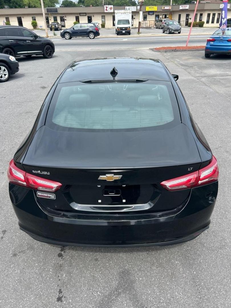 2019 BLACK CHEVROLET MALIBU LT (1G1ZD5ST0KF) with an 1.5L engine, Continuously Variable transmission, located at 2514 Williamson Rd NE, Roanoke, VA, 24012, (540) 265-7770, 37.294636, -79.936249 - NO CREDIT CHECK FINANCING WITH ONLY $3700 DOWN PAYMENT!!!! Check out our website www.needausedvehicle.com for our No Credit Check/ In House Financing options!! No Credit Check Available!!! In House Financing Available!!! All Clean Title Vehicles (no Salvaged or flooded vehicles ever on our lot)!- Photo#11