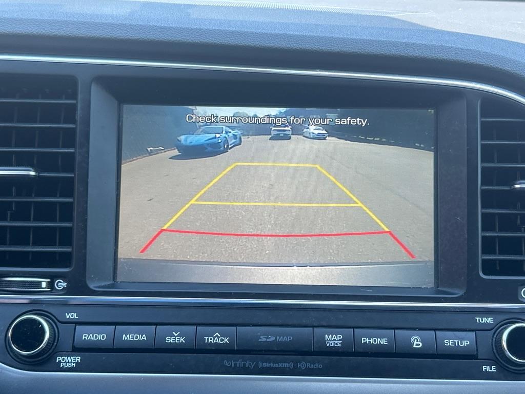 2017 GRAY HYUNDAI ELANTRA SE (KMHD84LF3HU) with an 2.0L engine, Automatic transmission, located at 2514 Williamson Rd NE, Roanoke, VA, 24012, (540) 265-7770, 37.294636, -79.936249 - NO CREDIT CHECK FINANCING WITH ONLY $2500 DOWN PAYMENT!!!! Check out our website www.needausedvehicle.com for our No Credit Check/ In House Financing options!! No Credit Check Available!!! In House Financing Available!!! All Clean Title Vehicles (no Salvaged or flooded vehicles ever on our lot)! - Photo#7