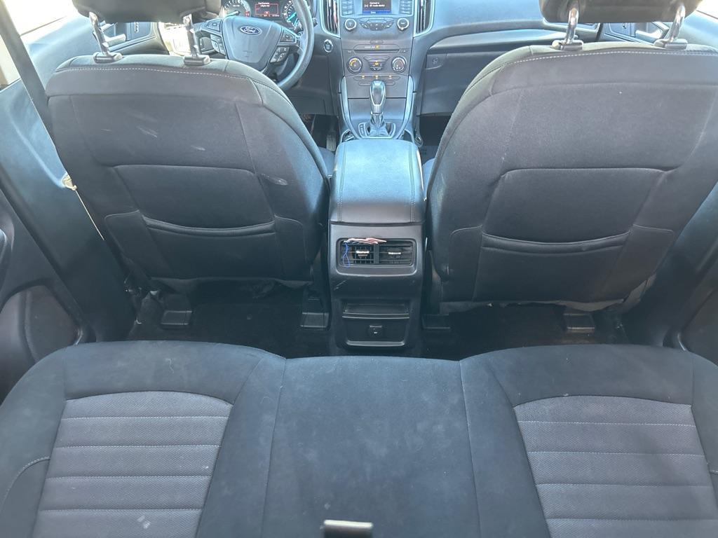 2017 SILVER FORD EDGE SE (2FMPK4G99HB) with an 2.0L engine, Automatic transmission, located at 2514 Williamson Rd NE, Roanoke, VA, 24012, (540) 265-7770, 37.294636, -79.936249 - NO CREDIT CHECK FINANCING WITH ONLY $4000 DOWN PAYMENT!!!! Check out our website www.needausedvehicle.com for our No Credit Check/ In House Financing options!! No Credit Check Available!!! In House Financing Available!!! All Clean Title Vehicles (no Salvaged or flooded vehicles ever on our lot)! - Photo#3