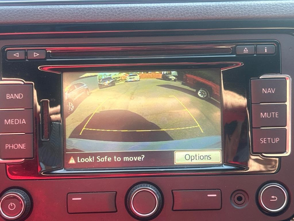 2015 WHITE VOLKSWAGEN JETTA GLI SEL (3VW5T7AJ3FM) with an 2L engine, 6-Speed Manual transmission, located at 2514 Williamson Rd NE, Roanoke, VA, 24012, (540) 265-7770, 37.294636, -79.936249 - NO CREDIT CHECK FINANCING WITH ONLY $3200 DOWN PAYMENT!!!! Check out our website www.needausedvehicle.com for our No Credit Check/ In House Financing options!! No Credit Check Available!!! In House Financing Available!!! All Clean Title Vehicles (no Salvaged or flooded vehicles ever on our lot)! - Photo#11