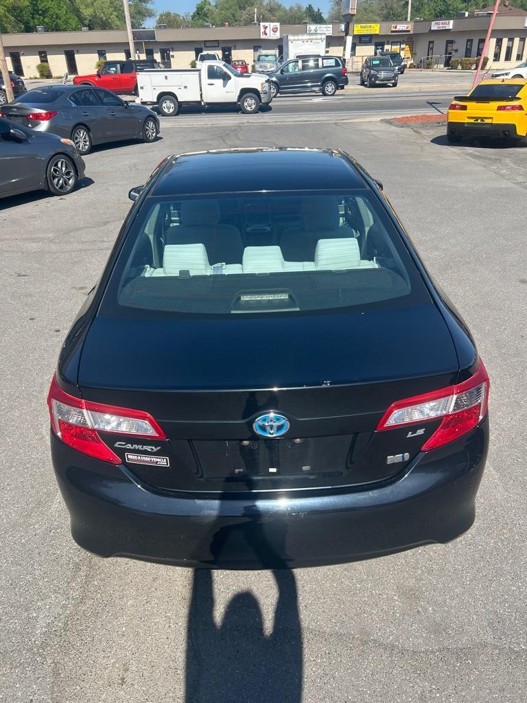 2012 BLACK TOYOTA CAMRY HYBRID (4T1BD1FK1CU) with an 2.5L engine, Continuously Variable transmission, located at 2514 Williamson Rd NE, Roanoke, VA, 24012, (540) 265-7770, 37.294636, -79.936249 - NO CREDIT CHECK FINANCING WITH ONLY $2600 DOWN PAYMENT!!!! Check out our website www.needausedvehicle.com for our No Credit Check/ In House Financing options!! No Credit Check Available!!! In House Financing Available!!! All Clean Title Vehicles (no Salvaged or flooded vehicles ever on our lot)! - Photo#3