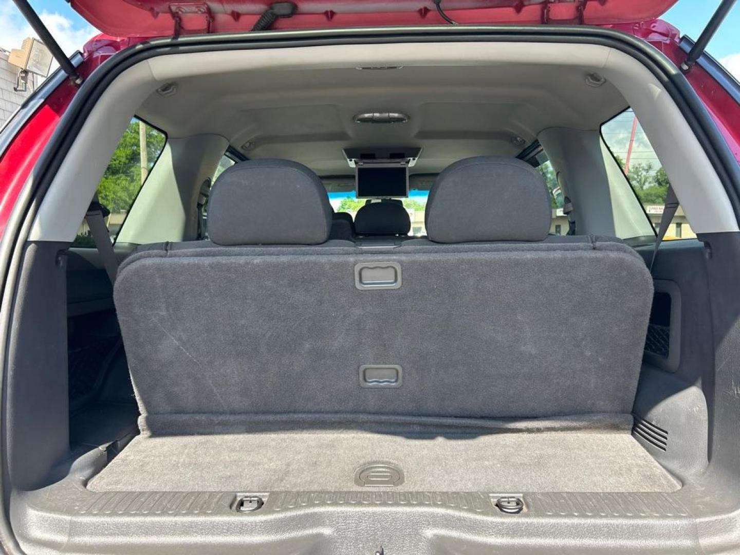 2005 RED FORD EXPLORER XLT (1FMZU73K25U) with an 4.0L engine, Automatic transmission, located at 2514 Williamson Rd NE, Roanoke, VA, 24012, (540) 265-7770, 37.294636, -79.936249 - NO CREDIT CHECK FINANCING WITH ONLY $1700 DOWN PAYMENT!!!! Check out our website www.needausedvehicle.com for our No Credit Check/ In House Financing options!! No Credit Check Available!!! In House Financing Available!!! All Clean Title Vehicles (no Salvaged or flooded vehicles ever on our lot)! - Photo#2