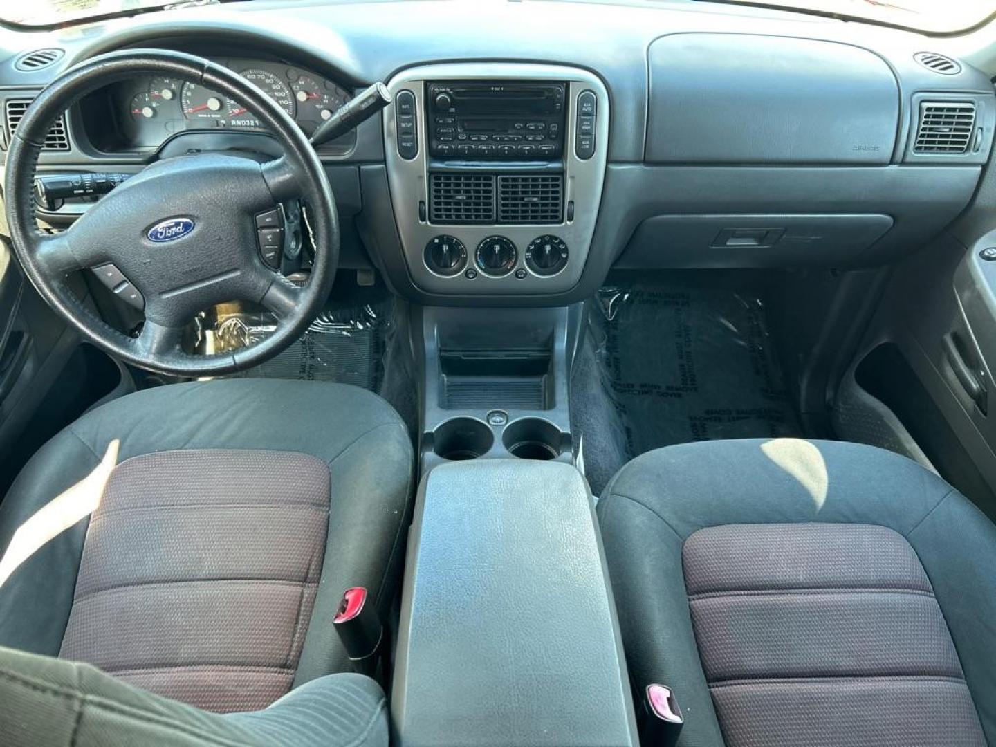 2005 RED FORD EXPLORER XLT (1FMZU73K25U) with an 4.0L engine, Automatic transmission, located at 2514 Williamson Rd NE, Roanoke, VA, 24012, (540) 265-7770, 37.294636, -79.936249 - NO CREDIT CHECK FINANCING WITH ONLY $1700 DOWN PAYMENT!!!! Check out our website www.needausedvehicle.com for our No Credit Check/ In House Financing options!! No Credit Check Available!!! In House Financing Available!!! All Clean Title Vehicles (no Salvaged or flooded vehicles ever on our lot)! - Photo#7