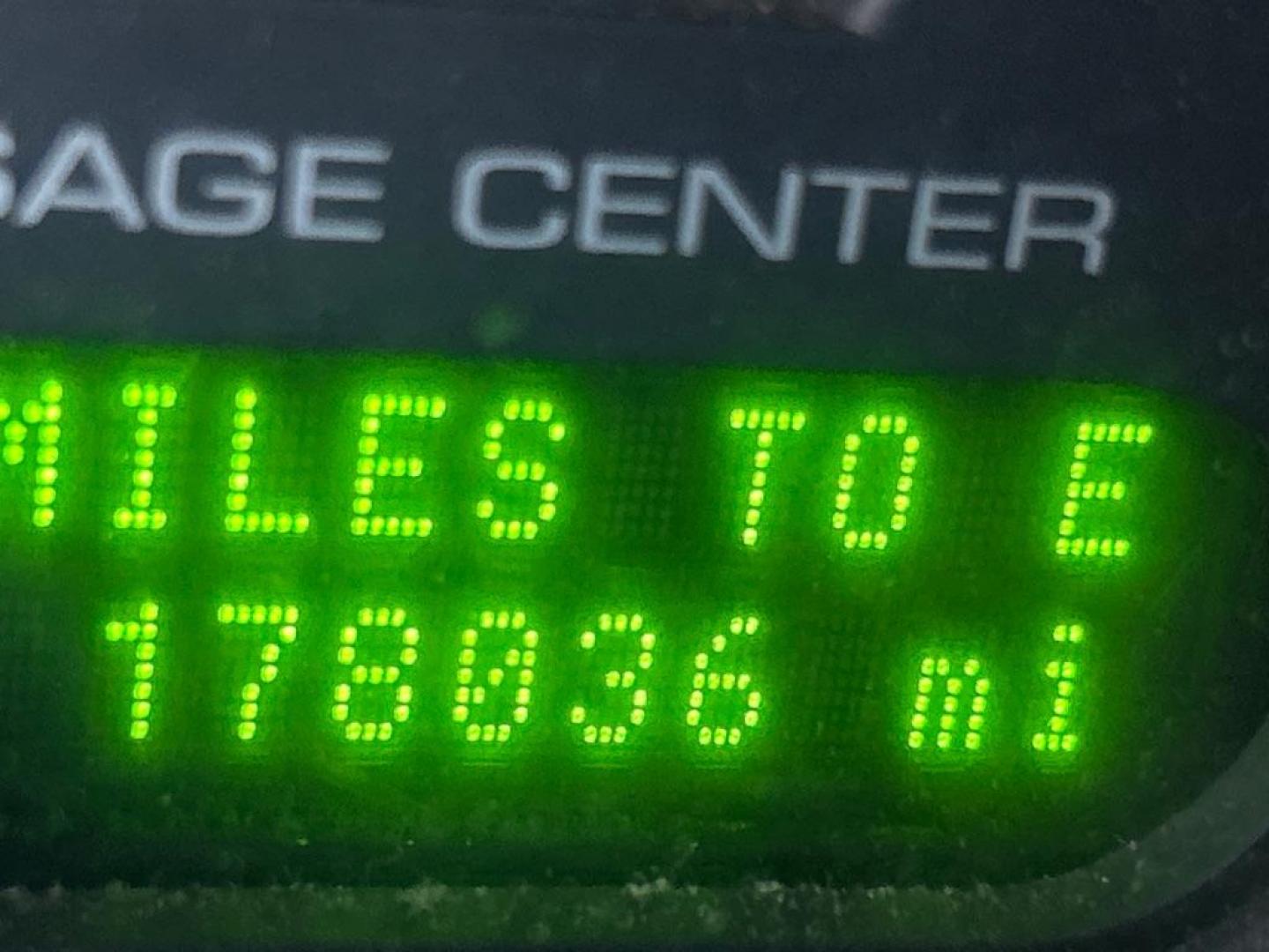 2005 RED FORD EXPLORER XLT (1FMZU73K25U) with an 4.0L engine, Automatic transmission, located at 2514 Williamson Rd NE, Roanoke, VA, 24012, (540) 265-7770, 37.294636, -79.936249 - NO CREDIT CHECK FINANCING WITH ONLY $1700 DOWN PAYMENT!!!! Check out our website www.needausedvehicle.com for our No Credit Check/ In House Financing options!! No Credit Check Available!!! In House Financing Available!!! All Clean Title Vehicles (no Salvaged or flooded vehicles ever on our lot)! - Photo#13