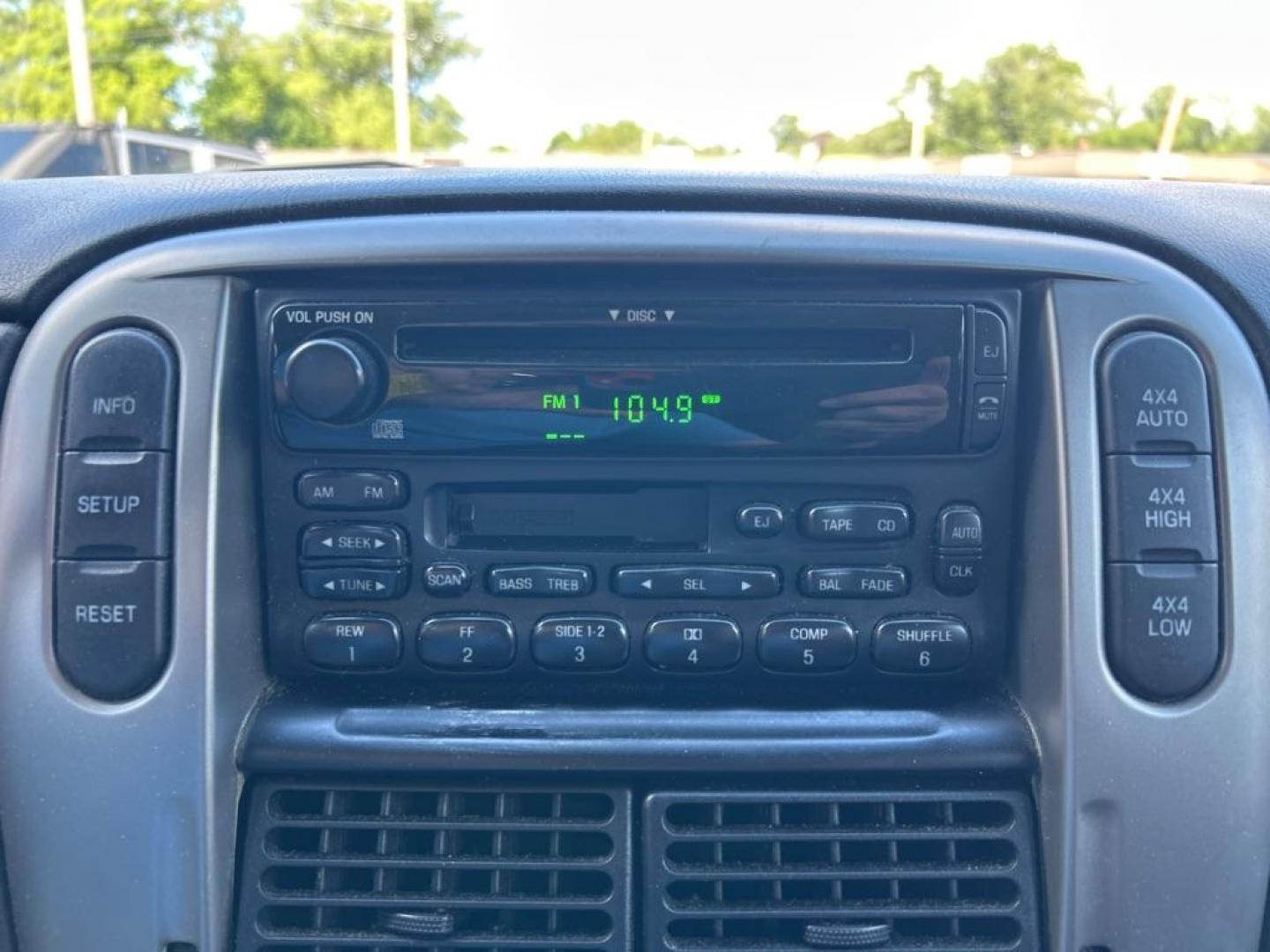 2005 RED FORD EXPLORER XLT (1FMZU73K25U) with an 4.0L engine, Automatic transmission, located at 2514 Williamson Rd NE, Roanoke, VA, 24012, (540) 265-7770, 37.294636, -79.936249 - NO CREDIT CHECK FINANCING WITH ONLY $1700 DOWN PAYMENT!!!! Check out our website www.needausedvehicle.com for our No Credit Check/ In House Financing options!! No Credit Check Available!!! In House Financing Available!!! All Clean Title Vehicles (no Salvaged or flooded vehicles ever on our lot)! - Photo#14