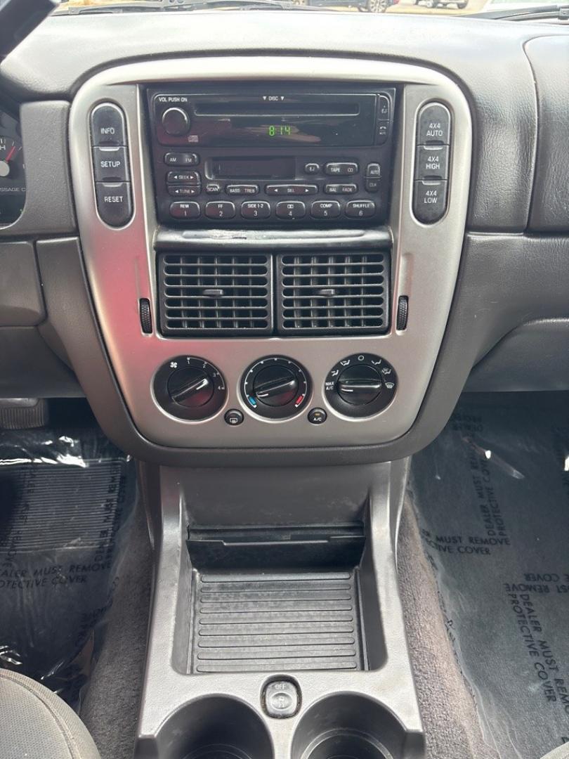 2005 RED FORD EXPLORER XLT (1FMZU73K25U) with an 4.0L engine, Automatic transmission, located at 2514 Williamson Rd NE, Roanoke, VA, 24012, (540) 265-7770, 37.294636, -79.936249 - NO CREDIT CHECK FINANCING WITH ONLY $1600 DOWN PAYMENT!!!! Check out our website www.needausedvehicle.com for our No Credit Check/ In House Financing options!! No Credit Check Available!!! In House Financing Available!!! All Clean Title Vehicles (no Salvaged or flooded vehicles ever on our lot)!- Photo#10