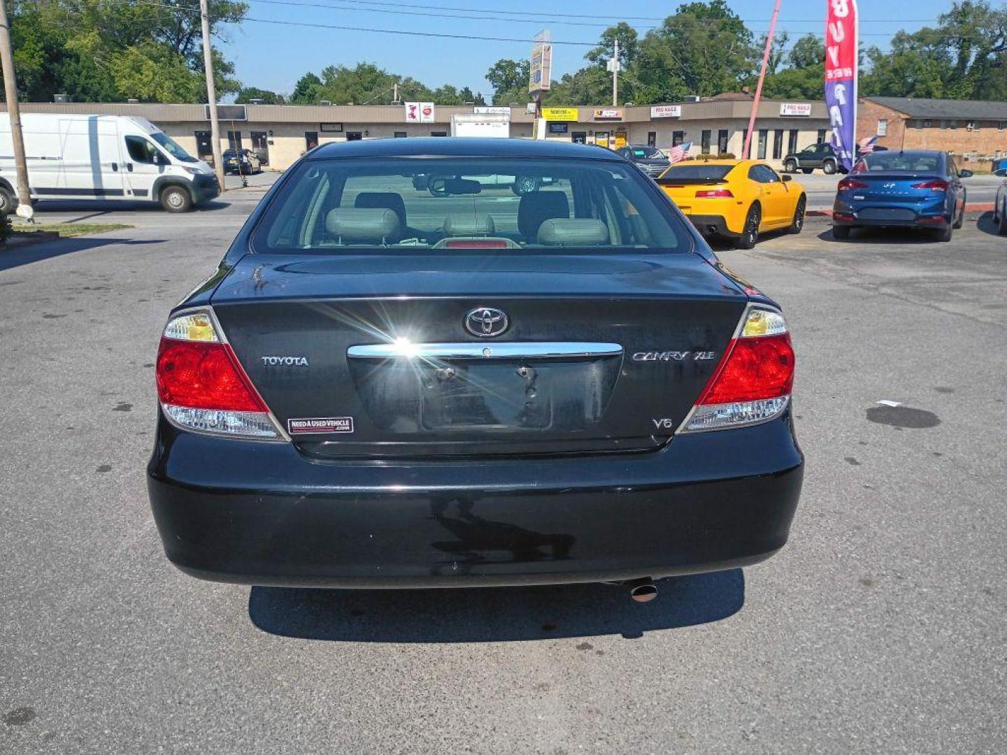 2006 BLACK TOYOTA CAMRY LE (4T1BF30K56U) with an 3.0L engine, Automatic transmission, located at 2514 Williamson Rd NE, Roanoke, VA, 24012, (540) 265-7770, 37.294636, -79.936249 - NO CREDIT CHECK FINANCING WITH ONLY $1700 DOWN PAYMENT!!!! Check out our website www.needausedvehicle.com for our No Credit Check/ In House Financing options!! No Credit Check Available!!! In House Financing Available!!! All Clean Title Vehicles (no Salvaged or flooded vehicles ever on our lot)! - Photo#4