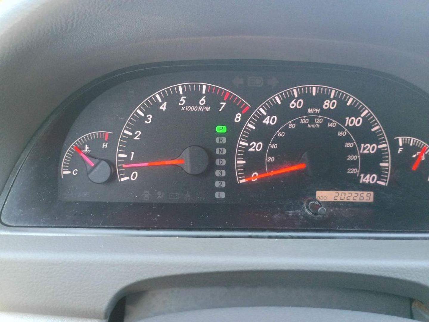 2006 BLACK TOYOTA CAMRY LE (4T1BF30K56U) with an 3.0L engine, Automatic transmission, located at 2514 Williamson Rd NE, Roanoke, VA, 24012, (540) 265-7770, 37.294636, -79.936249 - NO CREDIT CHECK FINANCING WITH ONLY $1700 DOWN PAYMENT!!!! Check out our website www.needausedvehicle.com for our No Credit Check/ In House Financing options!! No Credit Check Available!!! In House Financing Available!!! All Clean Title Vehicles (no Salvaged or flooded vehicles ever on our lot)! - Photo#9