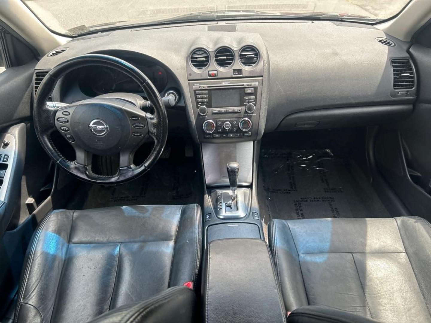 2010 GRAY NISSAN ALTIMA BASE (1N4AL2AP7AN) with an 2.5L engine, Continuously Variable transmission, located at 2514 Williamson Rd NE, Roanoke, VA, 24012, (540) 265-7770, 37.294636, -79.936249- Photo#3