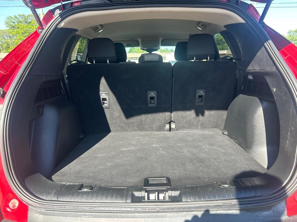 2020 RED FORD ESCAPE SE (1FMCU0G65LU) with an 1.5L engine, Automatic transmission, located at 2514 Williamson Rd NE, Roanoke, VA, 24012, (540) 265-7770, 37.294636, -79.936249 - NO CREDIT CHECK FINANCING WITH ONLY $4200 DOWN PAYMENT!!!! Check out our website www.needausedvehicle.com for our No Credit Check/ In House Financing options!! No Credit Check Available!!! In House Financing Available!!! All Clean Title Vehicles (no Salvaged or flooded vehicles ever on our lot)! - Photo#2