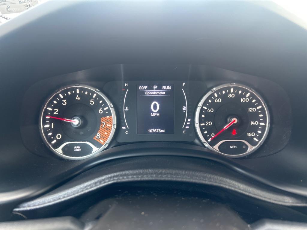 2020 RED JEEP RENEGADE LATITUDE (ZACNJBBB0LP) with an 2.4L engine, Automatic transmission, located at 2514 Williamson Rd NE, Roanoke, VA, 24012, (540) 265-7770, 37.294636, -79.936249 - NO CREDIT CHECK FINANCING WITH ONLY $4200 DOWN PAYMENT!!!! Check out our website www.needausedvehicle.com for our No Credit Check/ In House Financing options!! No Credit Check Available!!! In House Financing Available!!! All Clean Title Vehicles (no Salvaged or flooded vehicles ever on our lot)! - Photo#8