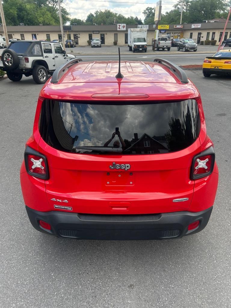 2020 RED JEEP RENEGADE LATITUDE (ZACNJBBB0LP) with an 2.4L engine, Automatic transmission, located at 2514 Williamson Rd NE, Roanoke, VA, 24012, (540) 265-7770, 37.294636, -79.936249 - NO CREDIT CHECK FINANCING WITH ONLY $4200 DOWN PAYMENT!!!! Check out our website www.needausedvehicle.com for our No Credit Check/ In House Financing options!! No Credit Check Available!!! In House Financing Available!!! All Clean Title Vehicles (no Salvaged or flooded vehicles ever on our lot)! - Photo#11