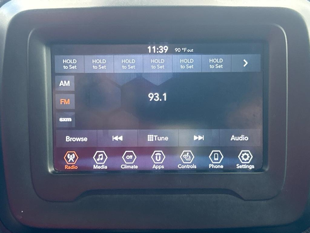 2020 RED JEEP RENEGADE LATITUDE (ZACNJBBB0LP) with an 2.4L engine, Automatic transmission, located at 2514 Williamson Rd NE, Roanoke, VA, 24012, (540) 265-7770, 37.294636, -79.936249 - NO CREDIT CHECK FINANCING WITH ONLY $4200 DOWN PAYMENT!!!! Check out our website www.needausedvehicle.com for our No Credit Check/ In House Financing options!! No Credit Check Available!!! In House Financing Available!!! All Clean Title Vehicles (no Salvaged or flooded vehicles ever on our lot)! - Photo#12